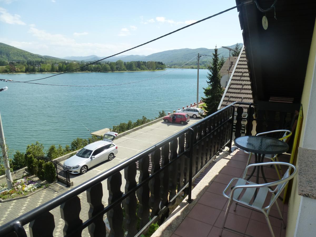 Apartments Mise Ogulin Exterior foto